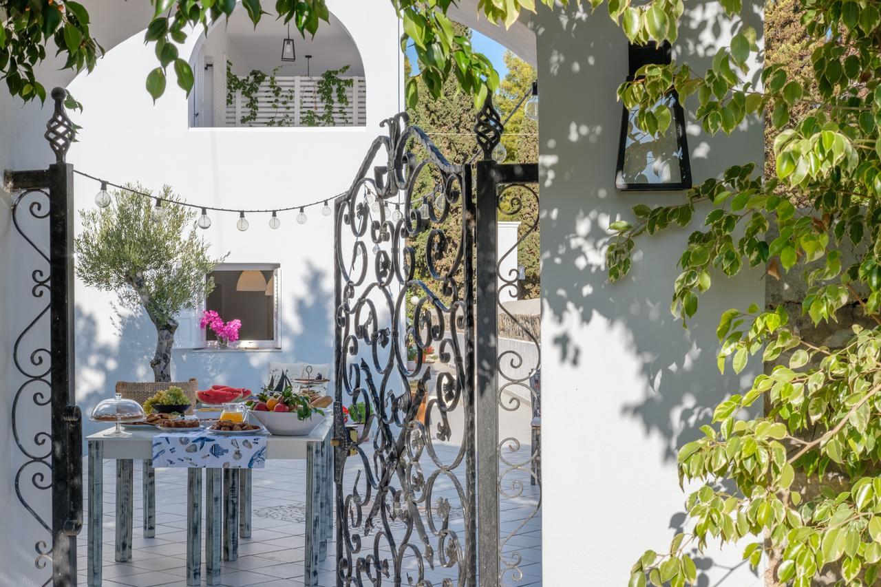 Oltremare Inn Spetses Town Ngoại thất bức ảnh
