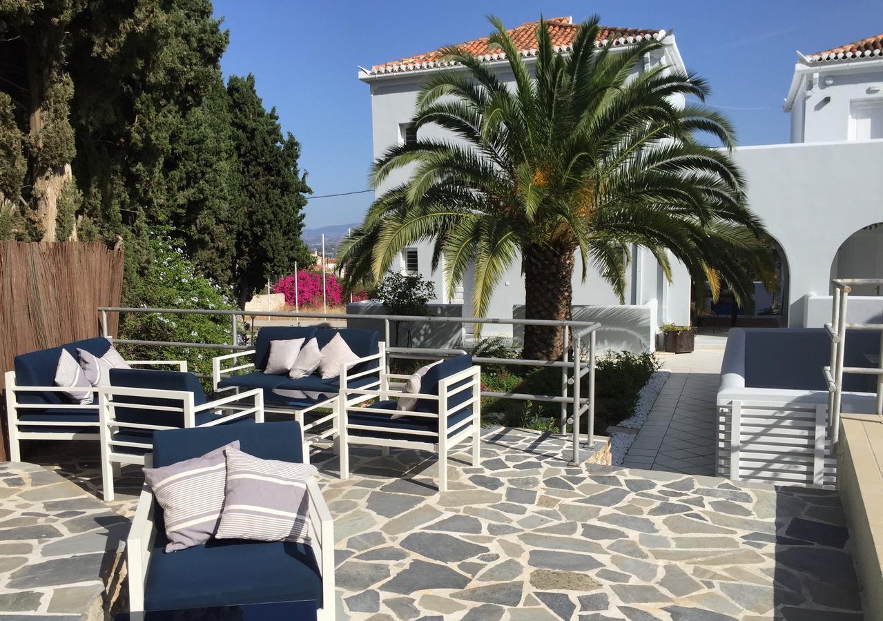 Oltremare Inn Spetses Town Ngoại thất bức ảnh