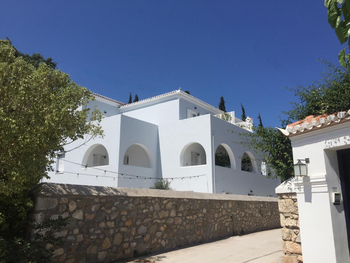 Oltremare Inn Spetses Town Ngoại thất bức ảnh
